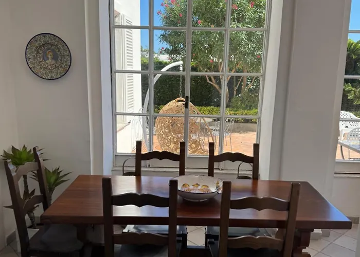 Casa Stefania Апартаменты Капри